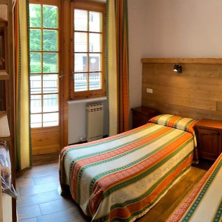 Hotel Trois Etoiles Entracque Εξωτερικό φωτογραφία