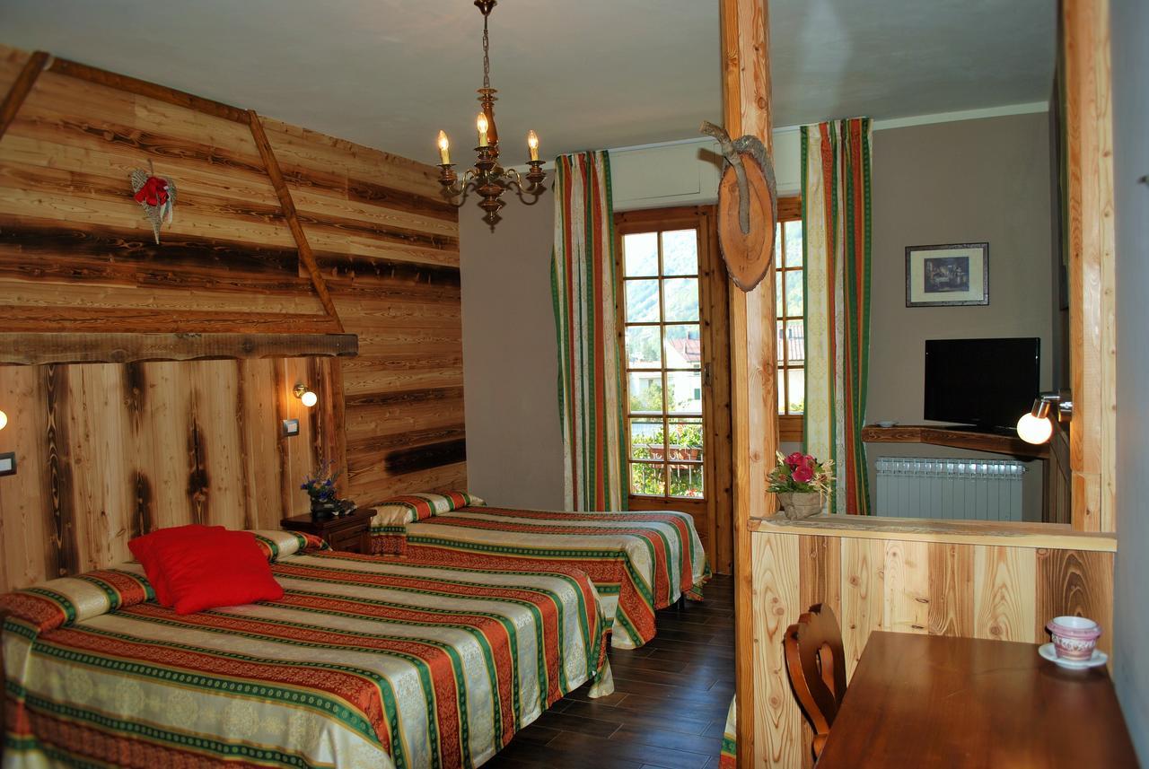 Hotel Trois Etoiles Entracque Εξωτερικό φωτογραφία