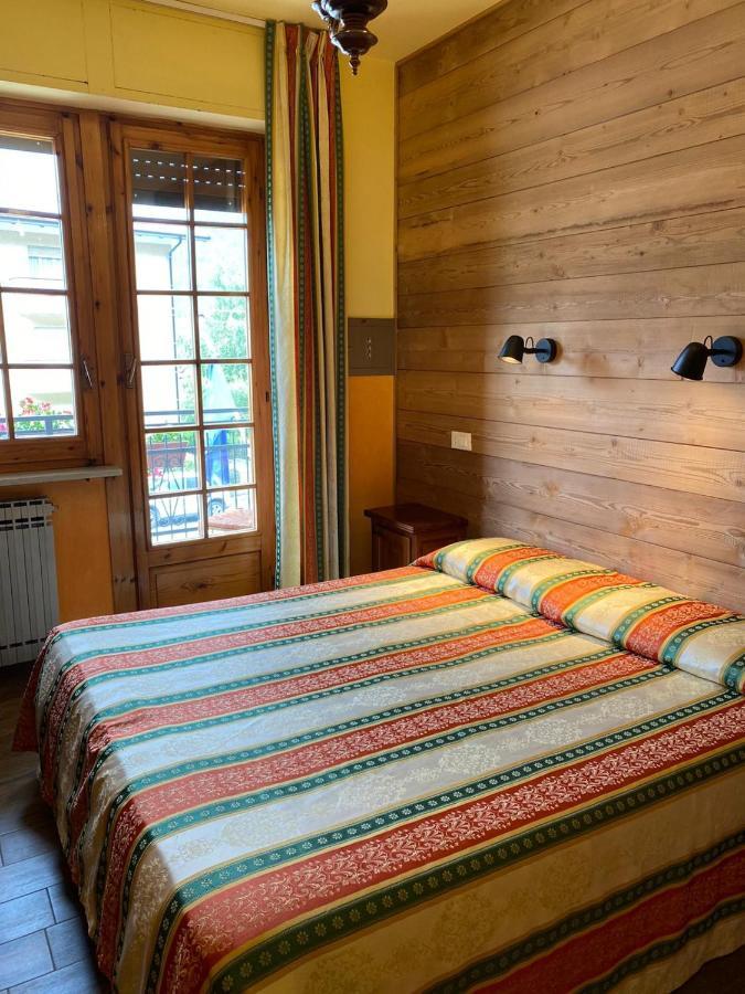 Hotel Trois Etoiles Entracque Εξωτερικό φωτογραφία