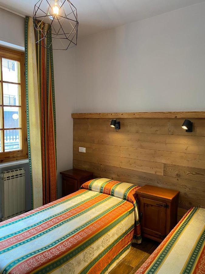 Hotel Trois Etoiles Entracque Εξωτερικό φωτογραφία